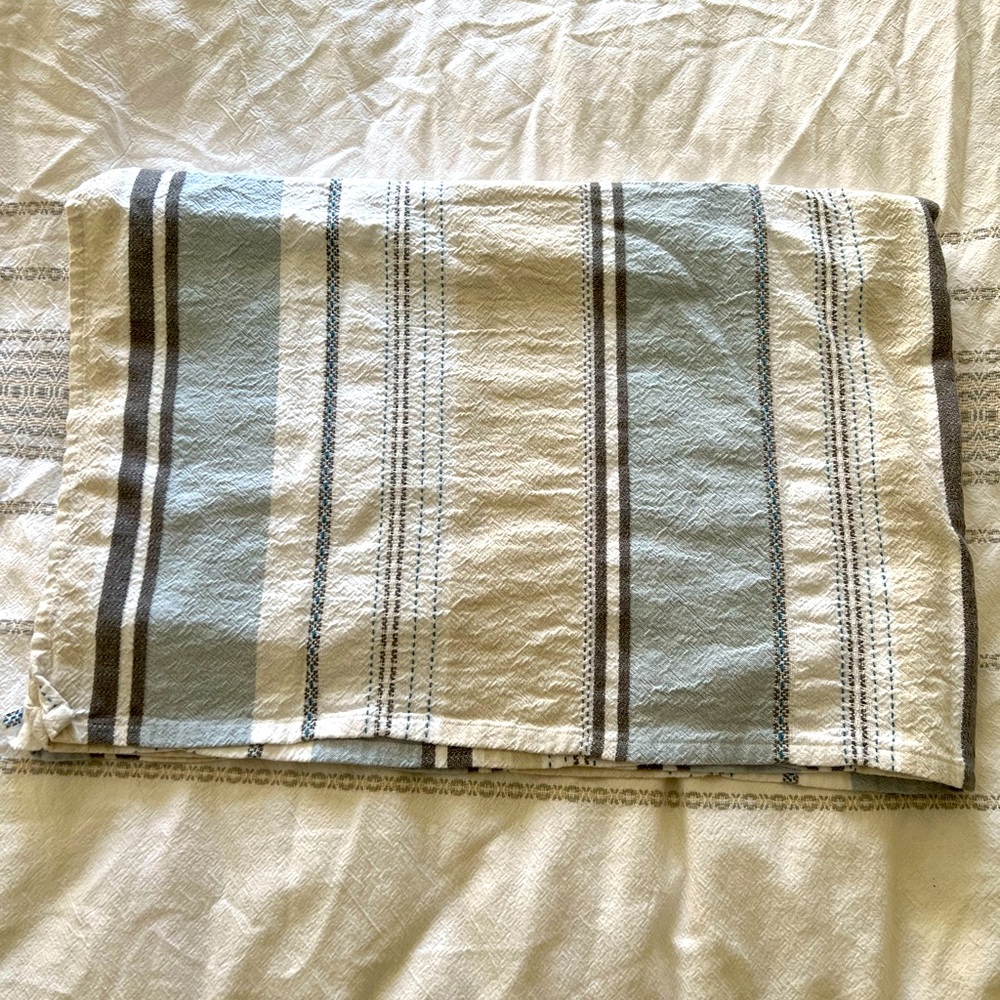 Coyuchi organic cotton crib skirt